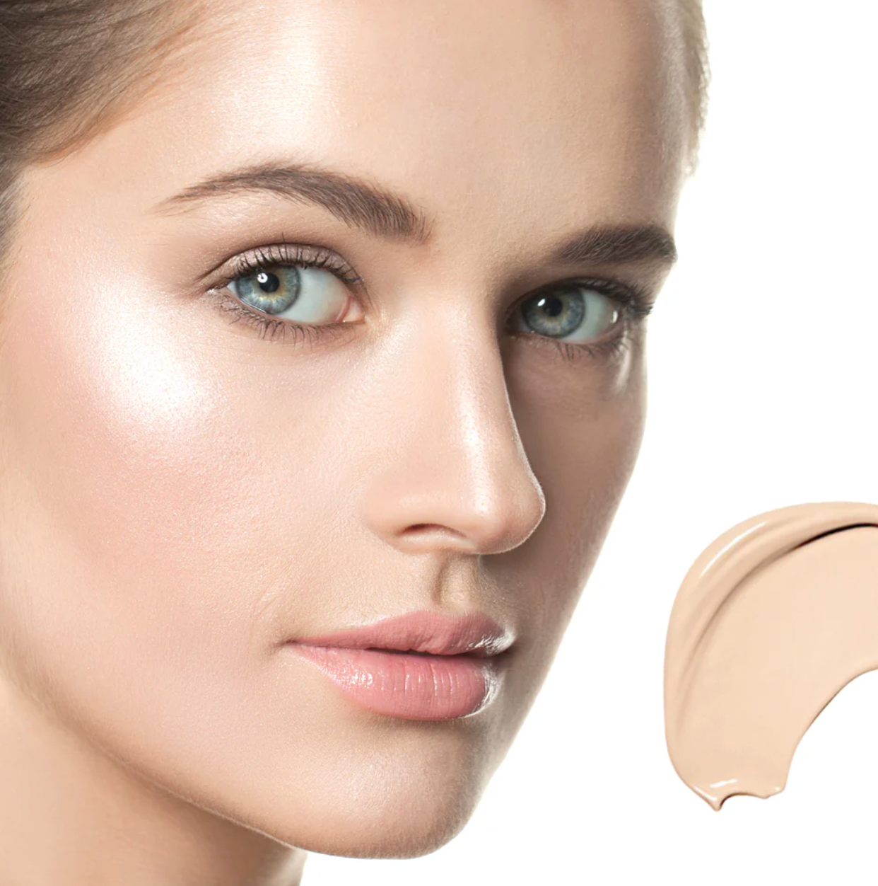 Cailyn BB Foundation Glow Finish -Adenosine and vitamin E